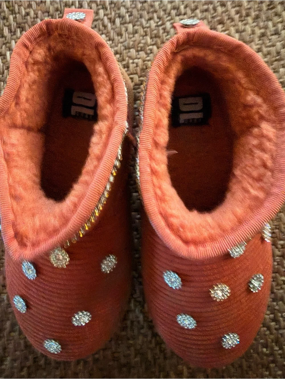 N/A cozy rust